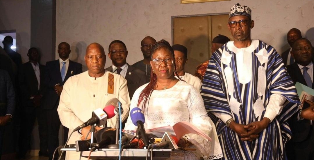 Burkina, Mali et Guinée souhaitent la levée de leur suspension de la Cédeao et de l'Union Africaine