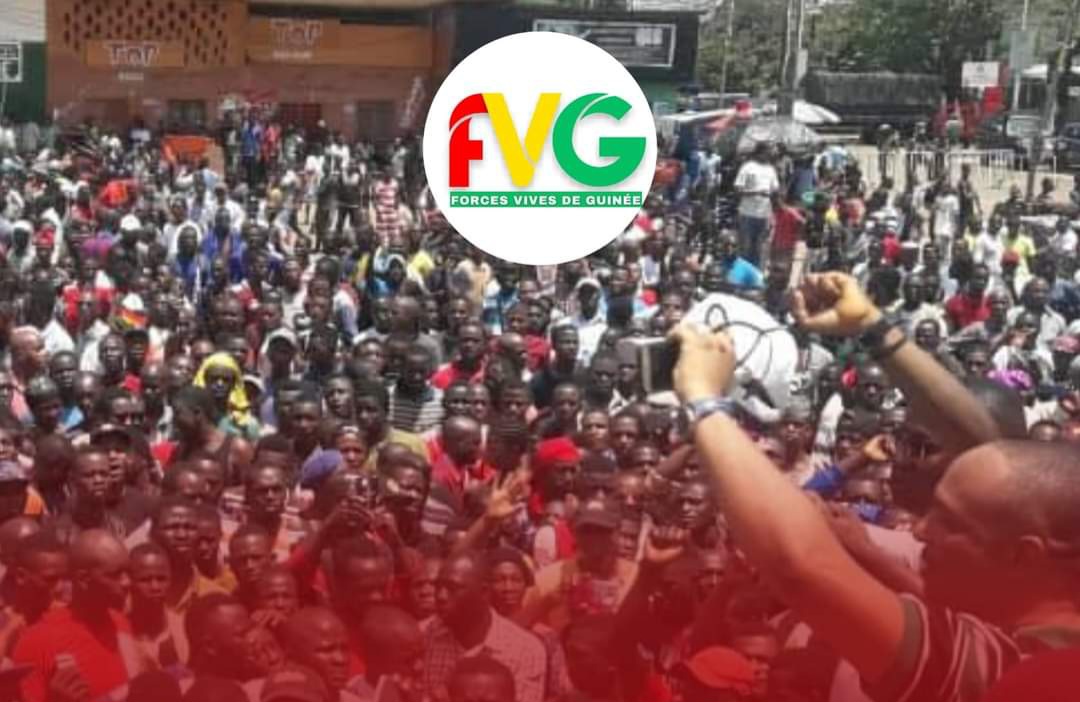 Discours de Mamadi Doumbouya : Les Forces Vives de Guinée " ne tarderont pas de lancer des mots d'ordre de manifestations" 