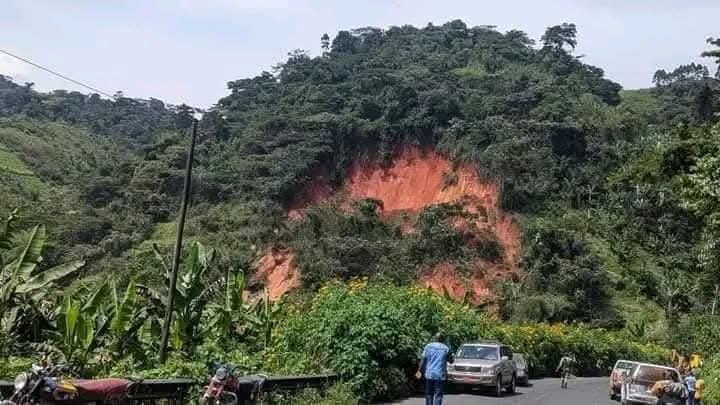 Glissement de terrain Manéah : plusieurs habitations sous les décombres !