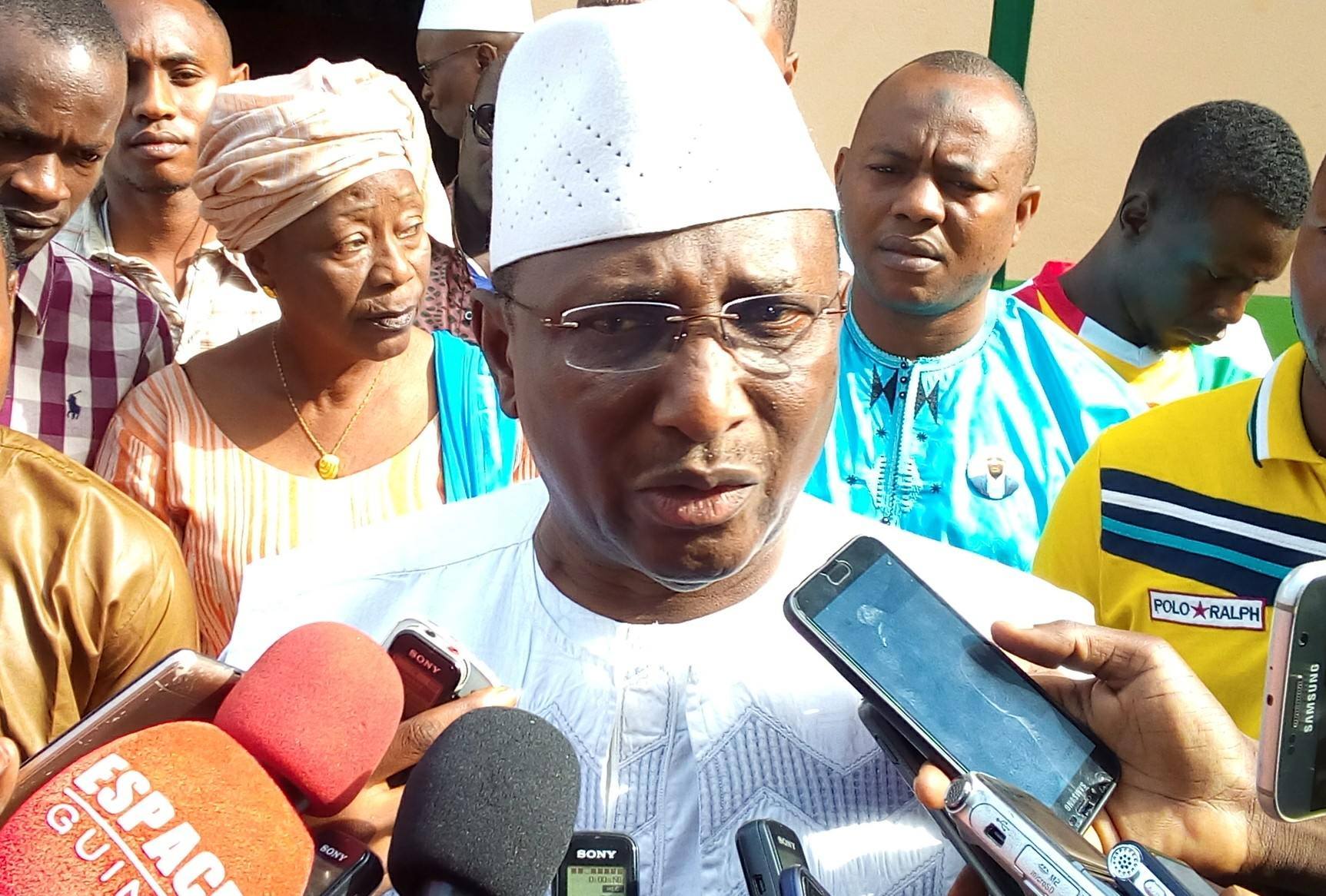 Guinée : la classe politique se fissure après s'être offerte en spectacle