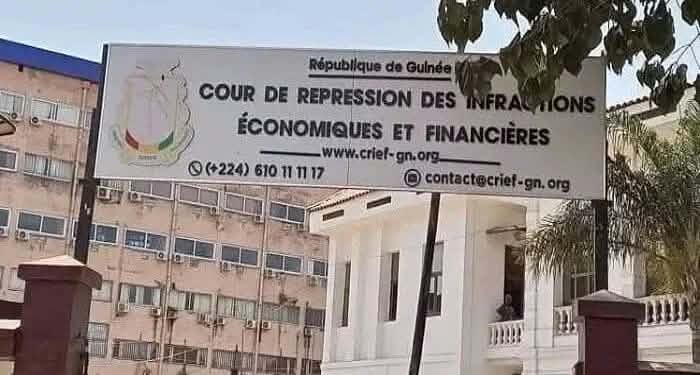 Guinée : les huissiers maintiennent la grève après le refus de libération de Me Sory Daouda Camara