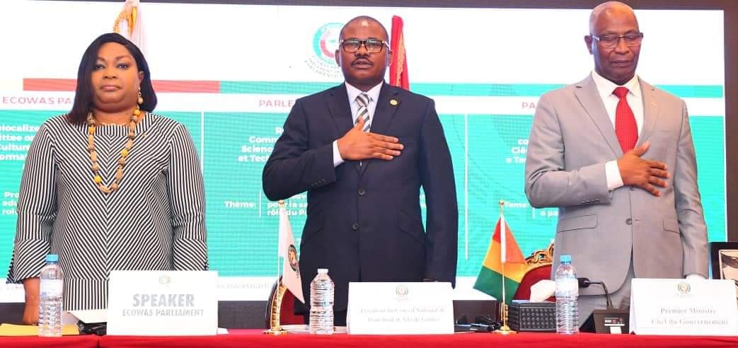 Guinée: le Premier ministre Amadou Oury Bah manifeste le soutien de son pays aux initiatives de la CEDEAO