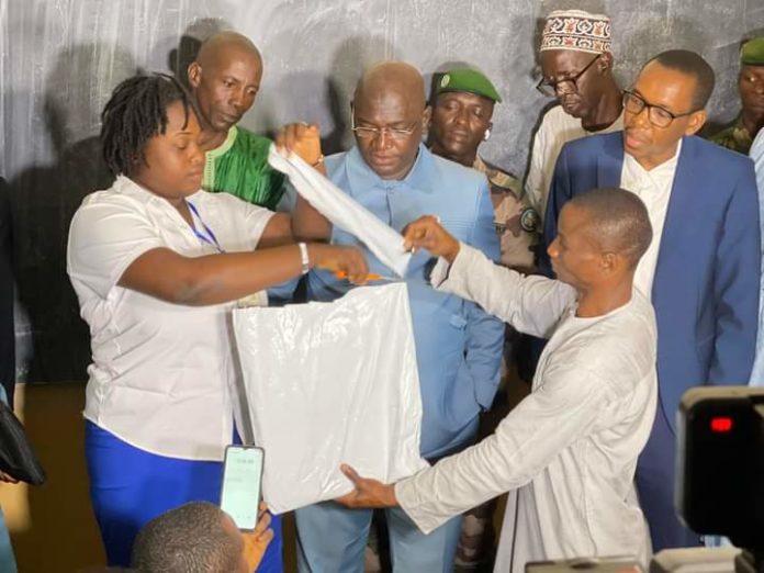 Guinée: plus de cent mille (100 000) candidats affrontent les épreuves du bac