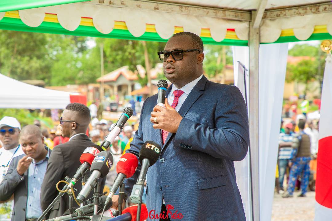 Ouvrage de franchissement : le Premier ministre, Dr Bernard Goumou inaugure le pont de Soumba
