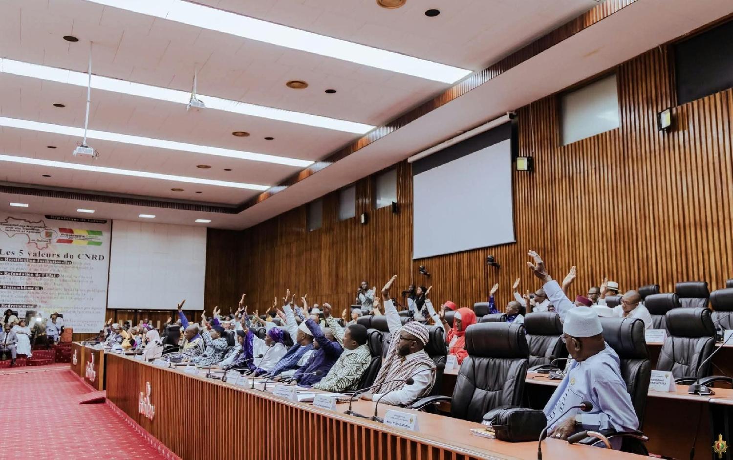 Rentrée parlementaire en Guinée: une nouvelle Assemblée attendue au pied du mur