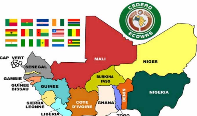 Transition politique en Guinée et au Burkina: la Commission de la CEDEAO annonce l'envoi des missions sur place